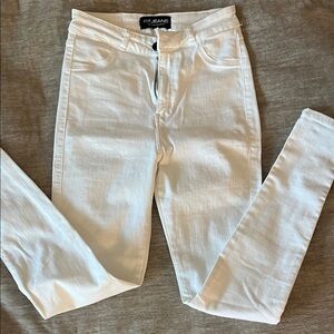 FITJEANS Women's Classic White Skinny Jeans